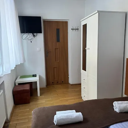 I Pod Wyciagiem * Karpacz